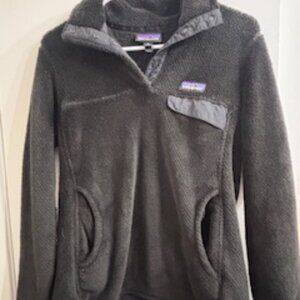 Pantagonia size M pullover